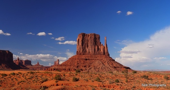 Monument Valley -9 #04-shrtmonuvallypano