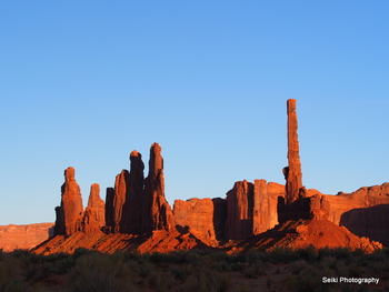 Monument Valley - 4 #29-22-P5110105