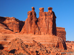 The Three Gossips - Arches NP #D2106400