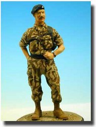  Accurate Armour  1/35 Collection - British NCO/Officer Modern Standing ATF12