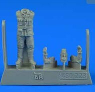  AeroBonus by Aires  1/48 WWI French Pilot #3 (Standing, Arms Bent) ABN480223