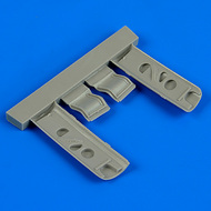  Quickboost (by Aires)  1/32 P40E Warhawk Undercarriage Covers for HSG QUB32160