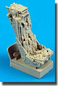  Quickboost (by Aires)  1/48 BAE Lightning Seat with Safety Belts QUB48301