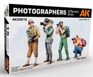  AK Interactive  1/35 Photographers Different Eras (4) (Plastic Kit) (New Tool) AKI35015