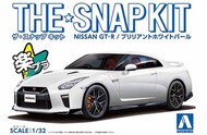  Aoshima  1/32 Nissan GT-R 2-Door Car (Snap Molded in Brilliant White Pearl) AOS56394