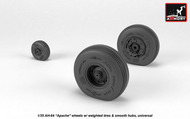  Armory  1/35 Hughes AH-64A Apache  wheels w/ weighted tires, smooth hubs ARAW35304