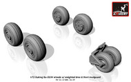  Armory  1/72 Sukhoj Su-32/34 wheels with weighted tires, front mudguard ARYAW72045