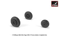 Mikoyan MiG-15bis Fagot (late) / MiG-17 Fresco wheels with weighted tires #ARYAW72054