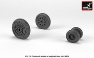 McDonnell F-4 Phantom II wheels w/ weighted tires, early production #ARYAW32306