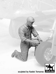  Blackdog  1/32 Mechanics personnel USAAF 1940-1945 OUT OF STOCK IN US, HIGHER PRICED SOURCED IN EUROPE BDF32068
