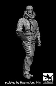  Blackdog  1/32 British pilot WWI N1 OUT OF STOCK IN US, HIGHER PRICED SOURCED IN EUROPE BDF32080