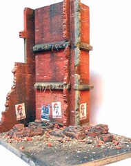  Dioramas Plus  1/35 Stalingrad Shakedown Ruined Walls, Rebar, Rubble w/Base (8"x10") DPL22