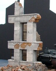  Dioramas Plus  1/35 Ruined Small Concrete/Brick Building (6"x6"x8") DPL4