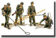 German Mine Detector Team (4 figure set) #DML6280