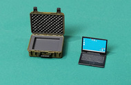  Eureka XXL  1/35 Military Laptop & Case EURE059