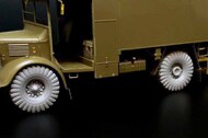  Hauler  1/48 British 2-ton Austin K2 4x2 Ambulance WHEELS HLX48411