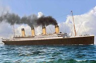  HobbyBoss  1/700 R.M.S. Titanic HBB83420