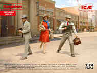 Gangsters with Tommy guns (Bonnie and Clydes) ICM24054