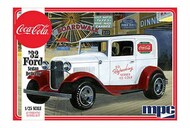  MPC  1/25 Coca Cola 1932 Ford Sedan Delivery Truck MPC902
