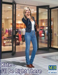 Masterbox Models  1/24 Kate Modern Woman wearing Casual Outfit Holding Cell Phone to Ear* MTB24026