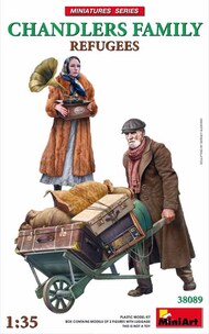  MiniArt Models  1/35 Refugees Chandlers Family MNA38089