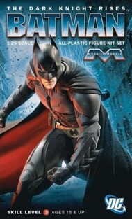  Moebius  1/25 Batman Dark Knight Trilogy: Batman Standing & Rider for Bat Pod (2 figures) MOE937