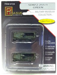 Pegasus Hobbies  1/144 Sd.Kfz.251/1 Halftrack (Green Camouflage) (2) (Assembled) PGH724