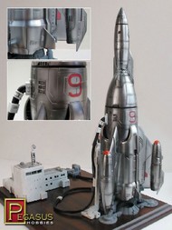  Pegasus Hobbies  1/350 Mercury 9 Rocketship (13-1/2" Tall) PGH9103