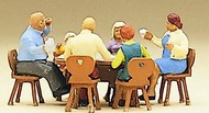  Preiser  HO Family in Restaurant Sitting at Table (6) PRZ10282