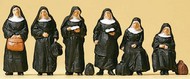 Nuns w/Lugguage Standing & Sitting (6) #PRZ10402