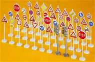  Preiser  HO Traffic Signs Assorted (40) (Kit) PRZ18203