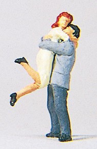  Preiser  HO Couple Hugging PRZ28031