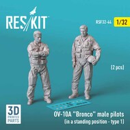 OV-10A Bronco Male Pilots Standing Figure Set #1 #RSF32-0044