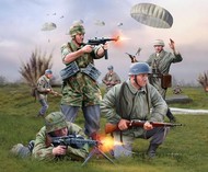  Revell of Germany  1/72 WWII German Paratroopers (44) RVL2532