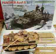  Rye Field Models  1/35 Panther Ausf.G Sd.Kfz.171 with Full Interior / Workable Track Links / Cut Away Parts of Turret & Hull RFM5019