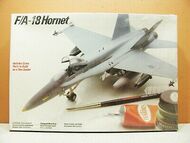  Testors  1/72 692 F/A-18 Hornet 1/72 TES0692