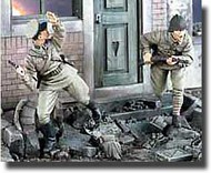  Verlinden Productions  1/35 Soviet Infantry WW II 'Charge!' VPI2061