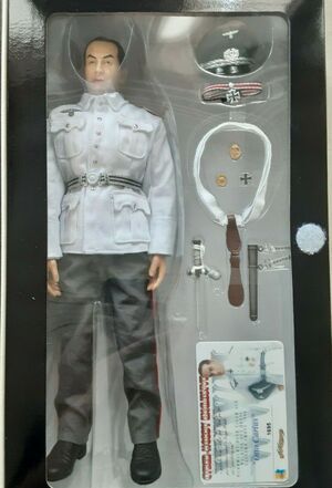 Dragon Cyber Hobby Otto Carius Tiger Ace Figure with ID Card WWII German Action Figure 70320 DRF70320