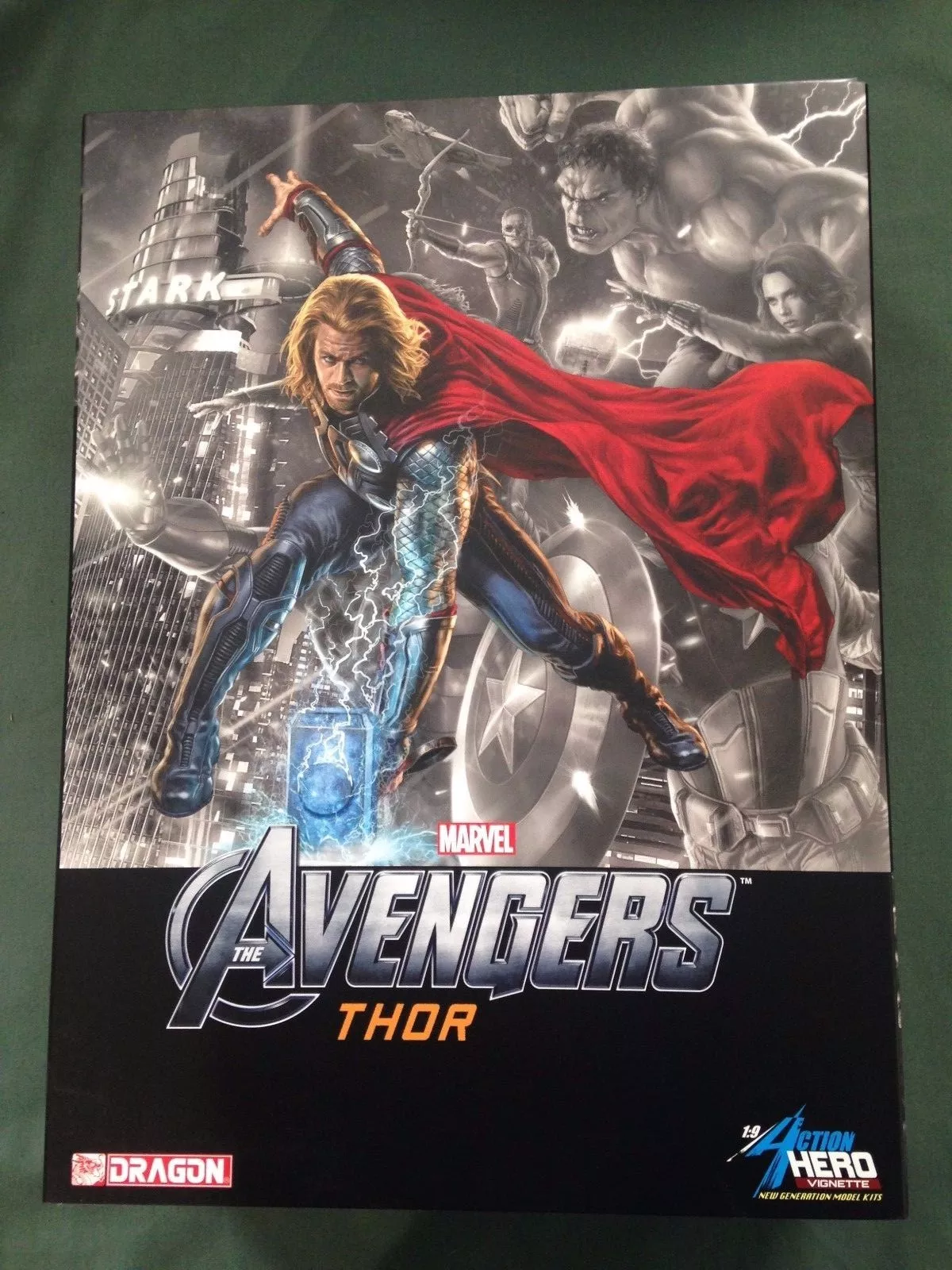 Dragon 1/9 Scale Action Hero Vignette Marvel The Avengers Thor Model Kit 38102 38102
